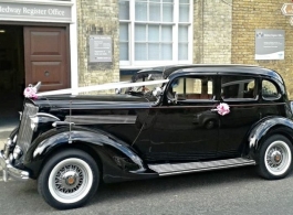 Vintage American car for weddings in Maidstone